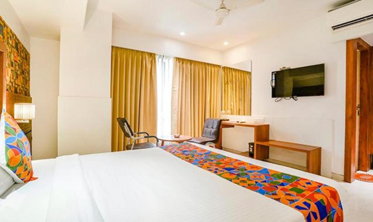 Srikrishna Paradise Hotel Thane Navi Mumbai Exterior photo