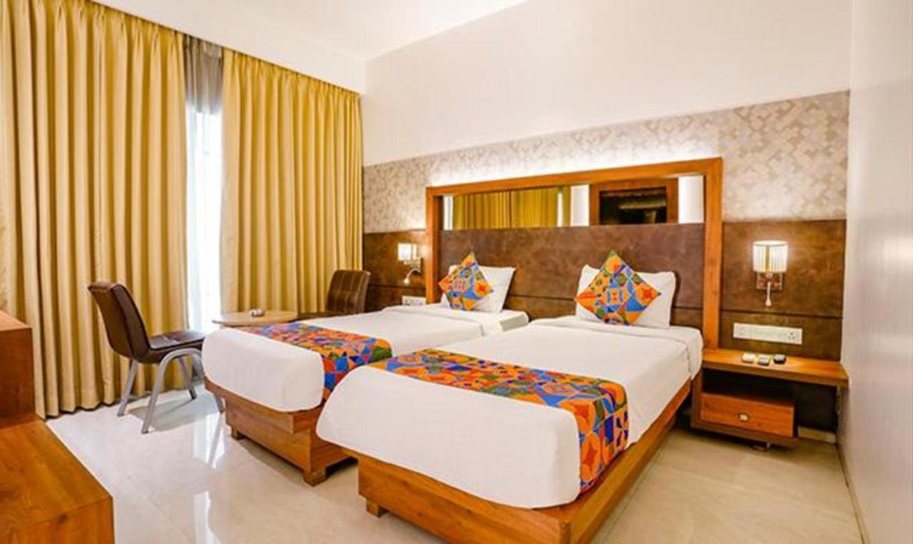 Srikrishna Paradise Hotel Thane Navi Mumbai Exterior photo