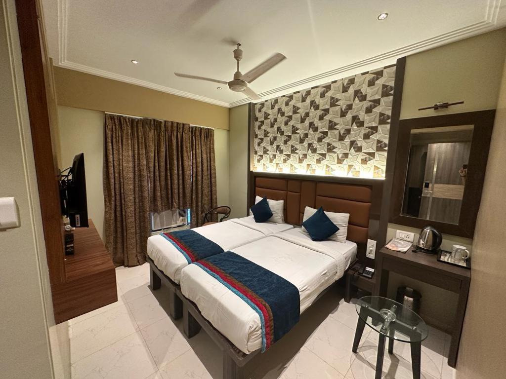 Srikrishna Paradise Hotel Thane Navi Mumbai Exterior photo