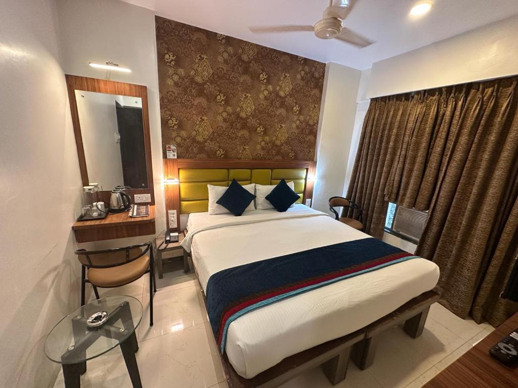Srikrishna Paradise Hotel Thane Navi Mumbai Exterior photo