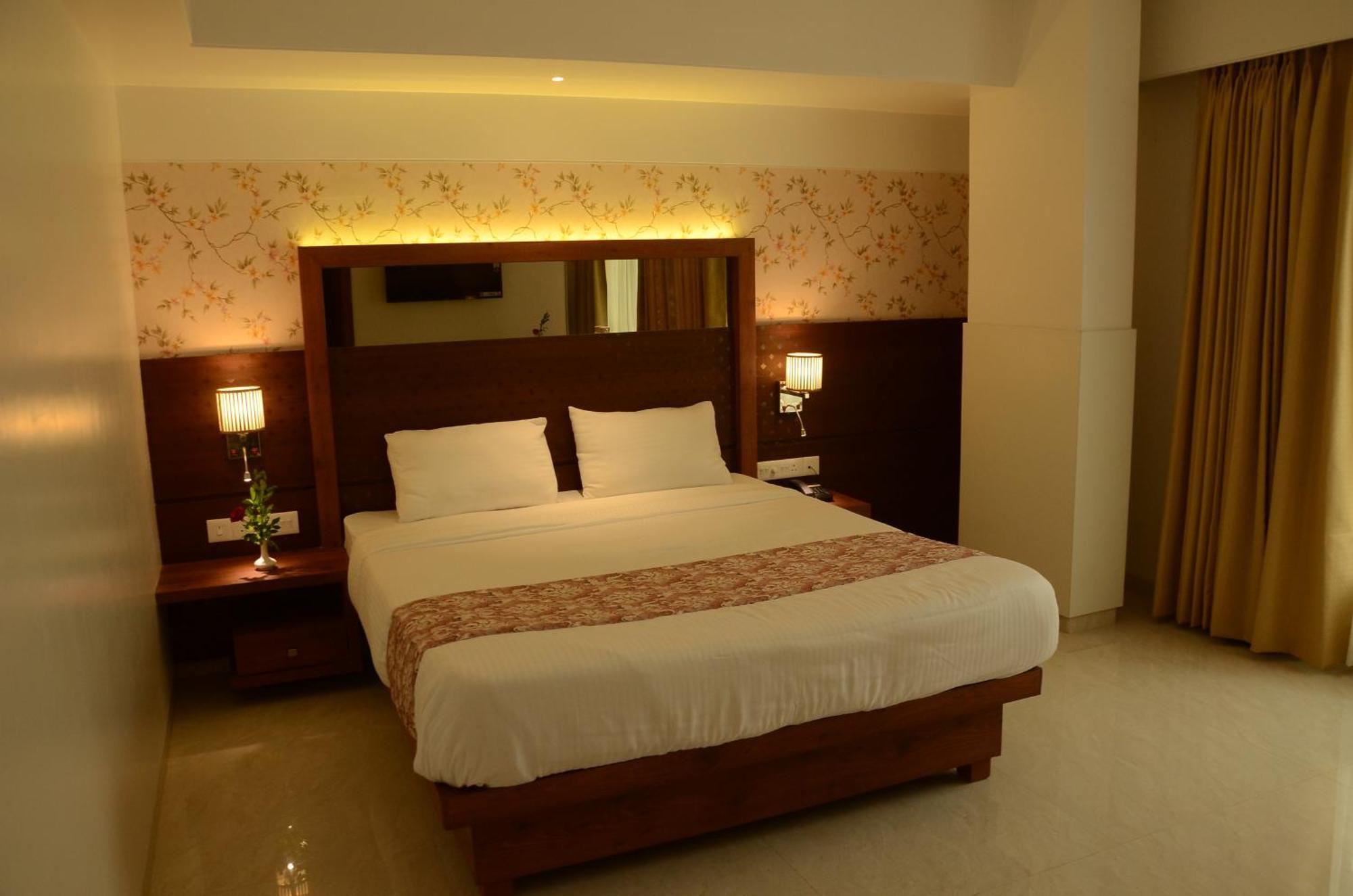 Srikrishna Paradise Hotel Thane Navi Mumbai Exterior photo